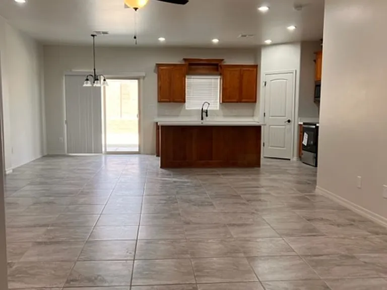 13235 S Renee Ave — Photo 5