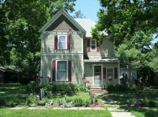 203 Reavis St, Sweet Springs, MO 65351
