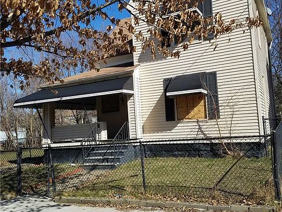 2nd image of 653 E 126th St