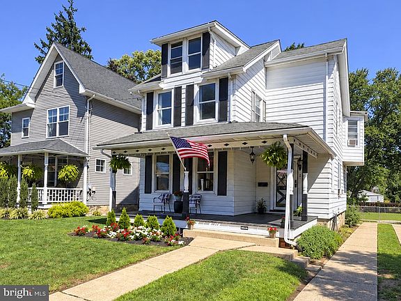 2nd image of 12 Linden Ave