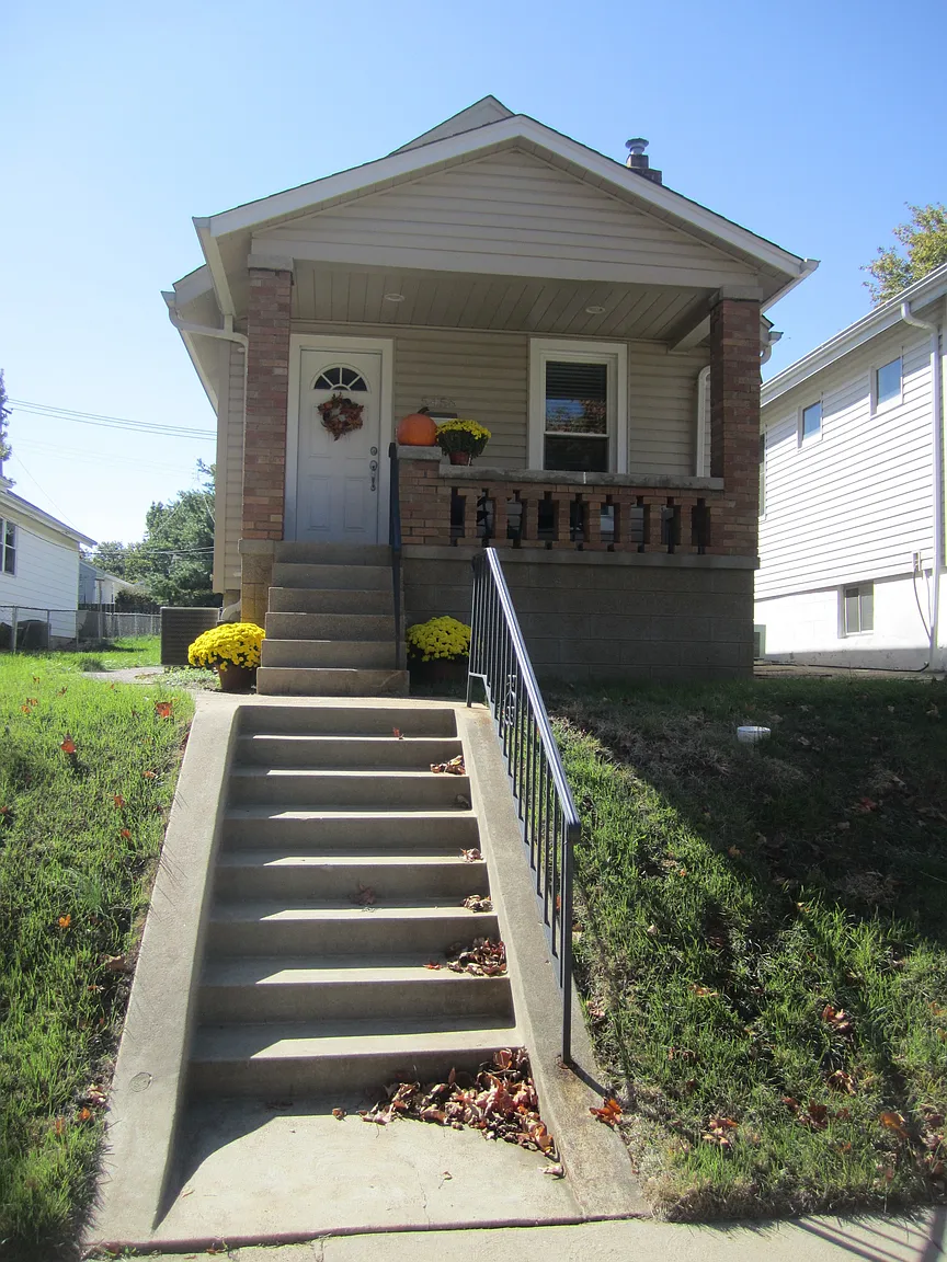 5456 Bischoff Ave photo 1