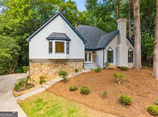 210 Wessex Ct, Sandy Springs, GA 30328