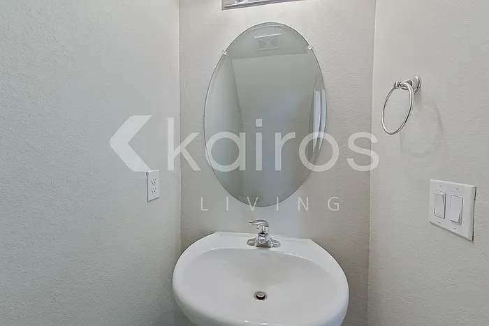 226 Shadow St NW — Photo 9