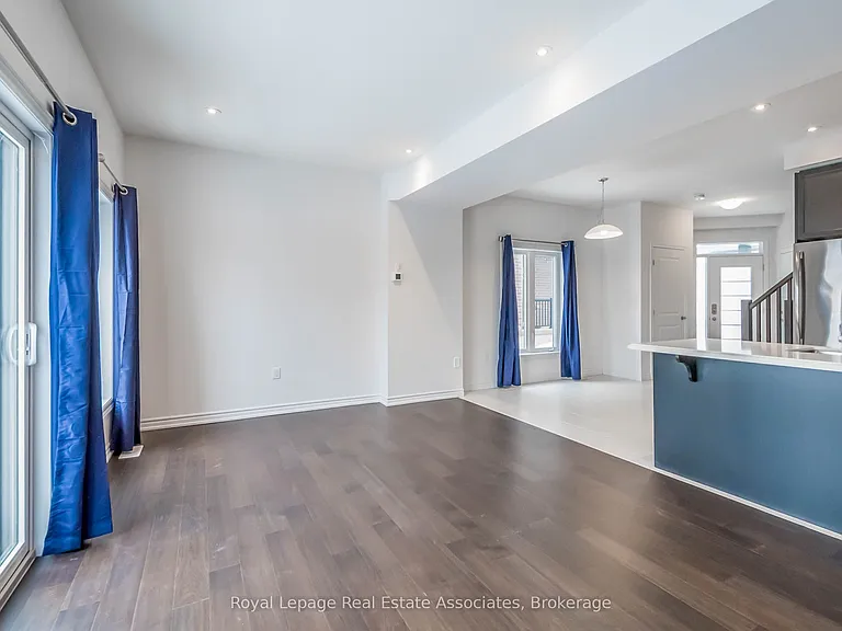 3981 Crown St — Photo 15