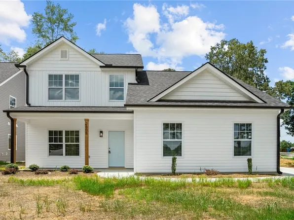 2808 Roland Rd, Greensboro, NC 27407
