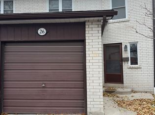 26 Niles Way, Markham, ON L3T5B8