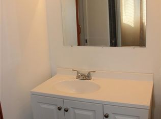 1624 Dole St APT 504, Honolulu, HI 96822