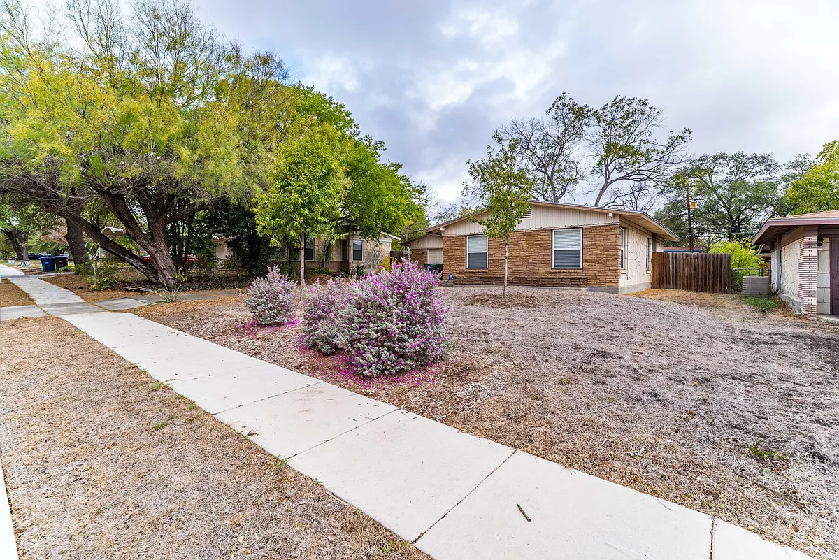 Building Photo - 467 Shannon Lee St