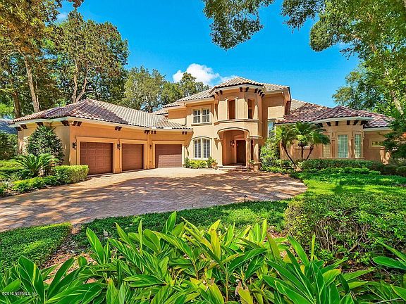 3rd image of 13741 Shelter Cove Dr