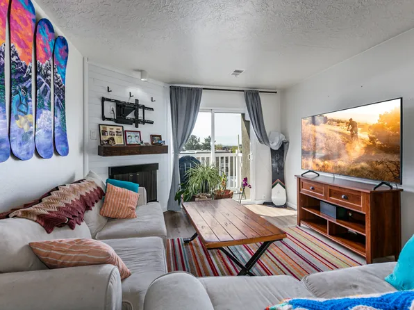 5630 Meadow Ln APT 192, Ogden, UT 84403