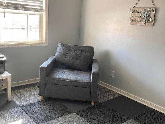 5th image of 907 Palm Springs Blvd #0