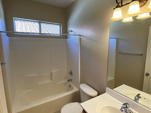 4th image of 1179 Lake Berryessa St
