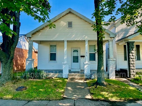 2nd image of 1614 E Division St