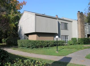 112 Dunbarton Cir, Sacramento, CA 95825