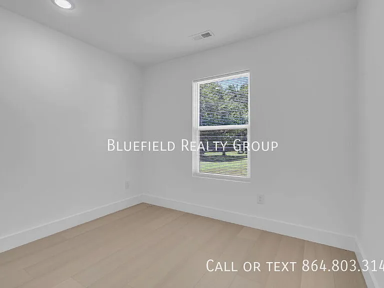 72 Blackstock Rd — Photo 19