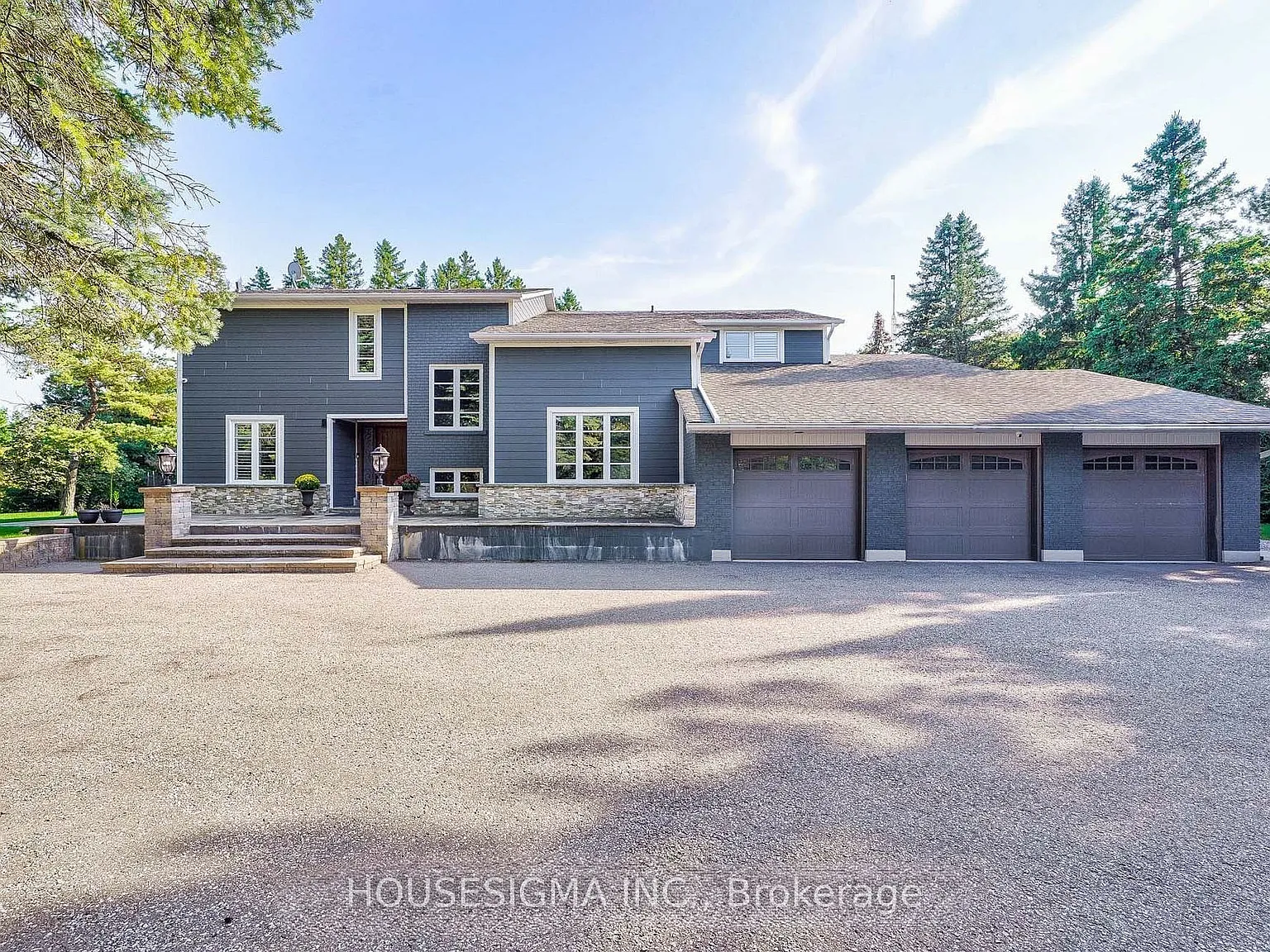 6 bed, $7,800 — Photo 1