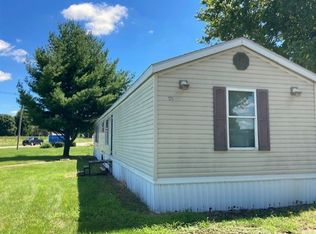 121 Country Elms Est, Galesburg, IL