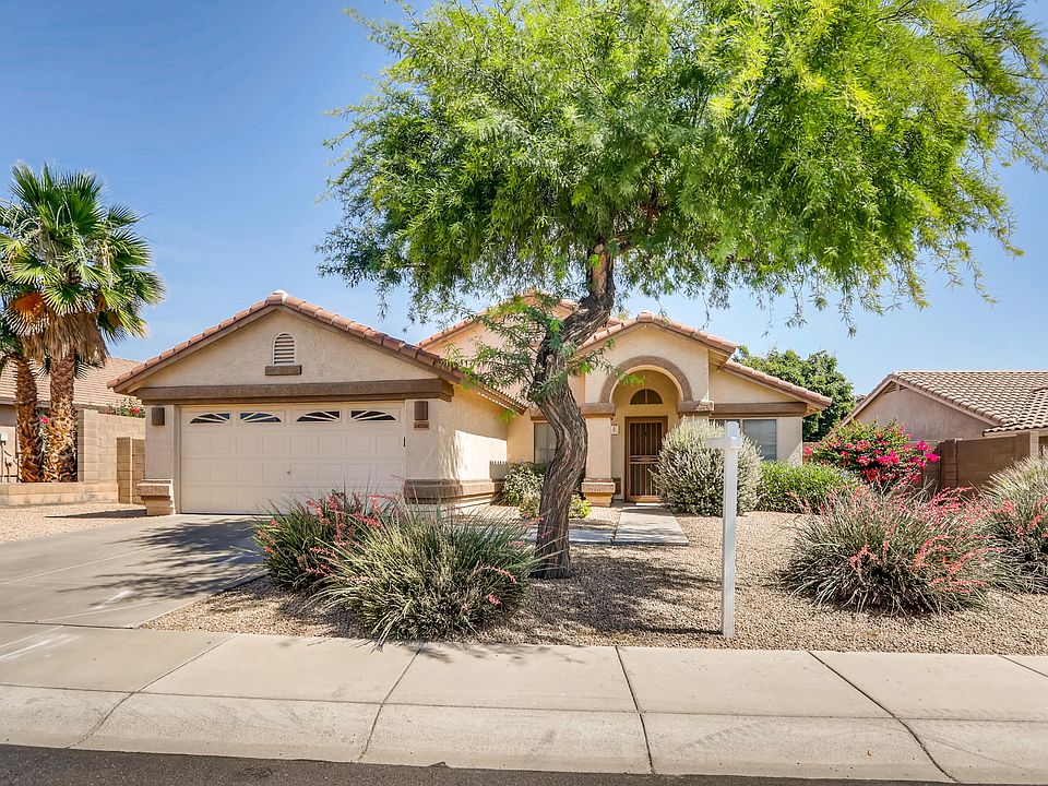 1st image of 14716 W Lupine Ln