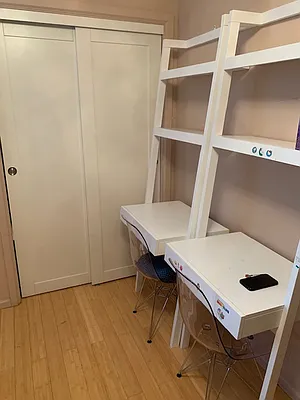 Rented by Vipler Realty | media 26