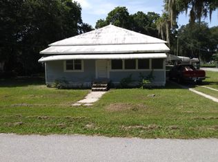 585 Pine St, Bradley, FL 33860