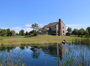 585 Starboard Ct, Grafton, WI 53024