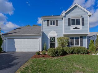 2410 Red Bud Ln, Aurora, IL 60502