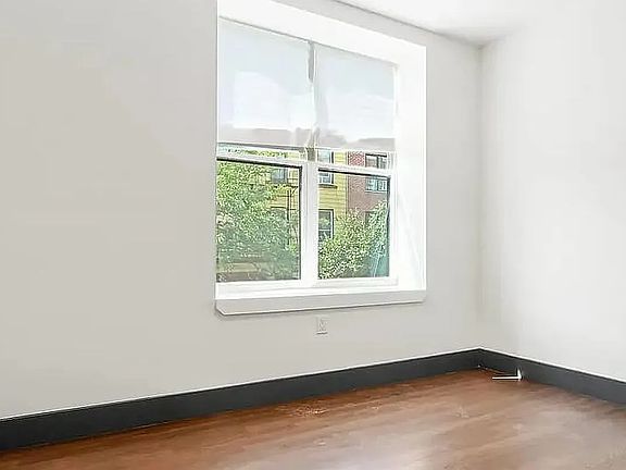 5th image of 1336 Dekalb Ave #414