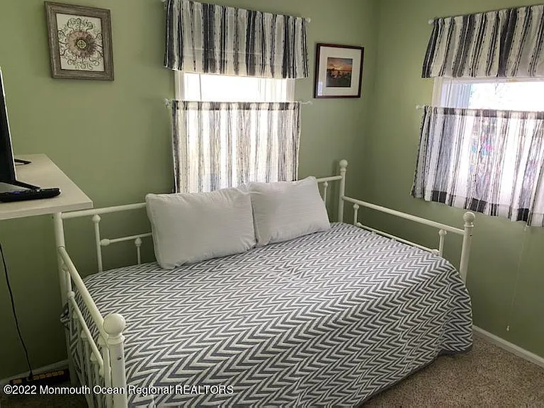 12 Inlet Dr — Photo 18