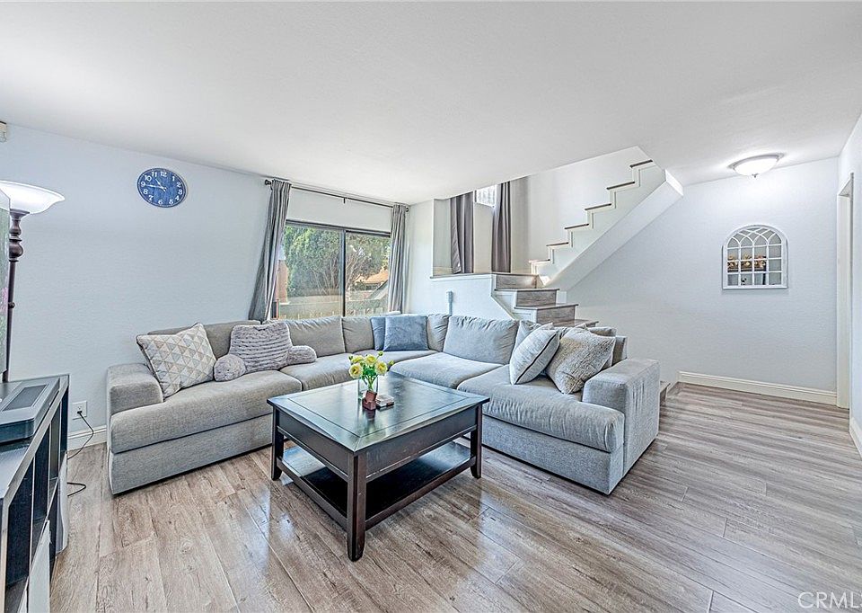1st image of 301 W Gladstone St APT 13