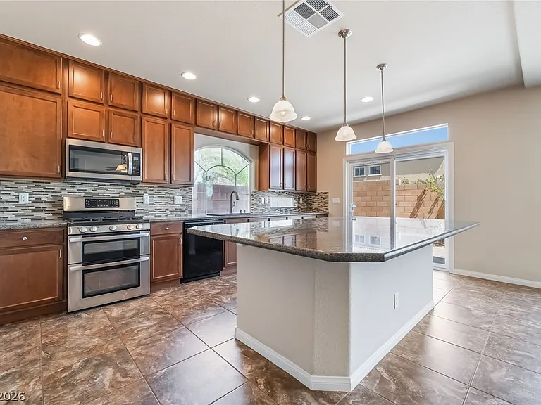 6014 Belvedere Canyon Ave — Photo 6