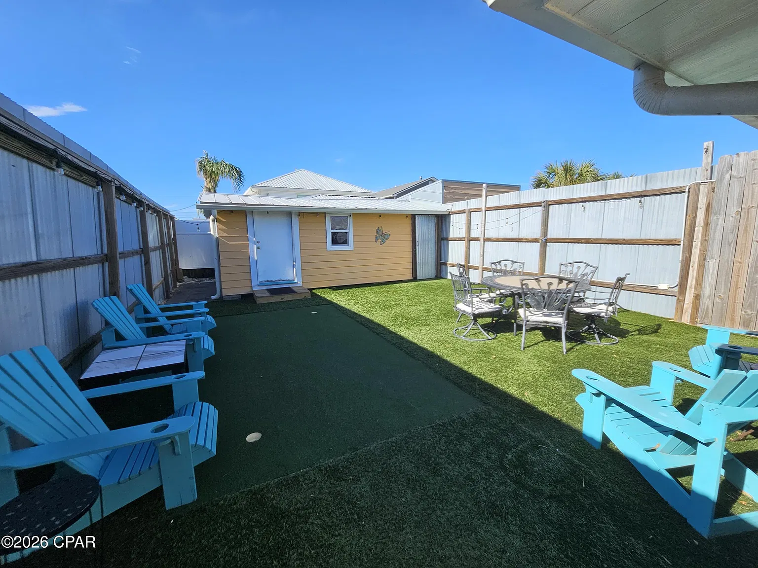 2 bed, 800 sqft, $2,400 — Photo 4