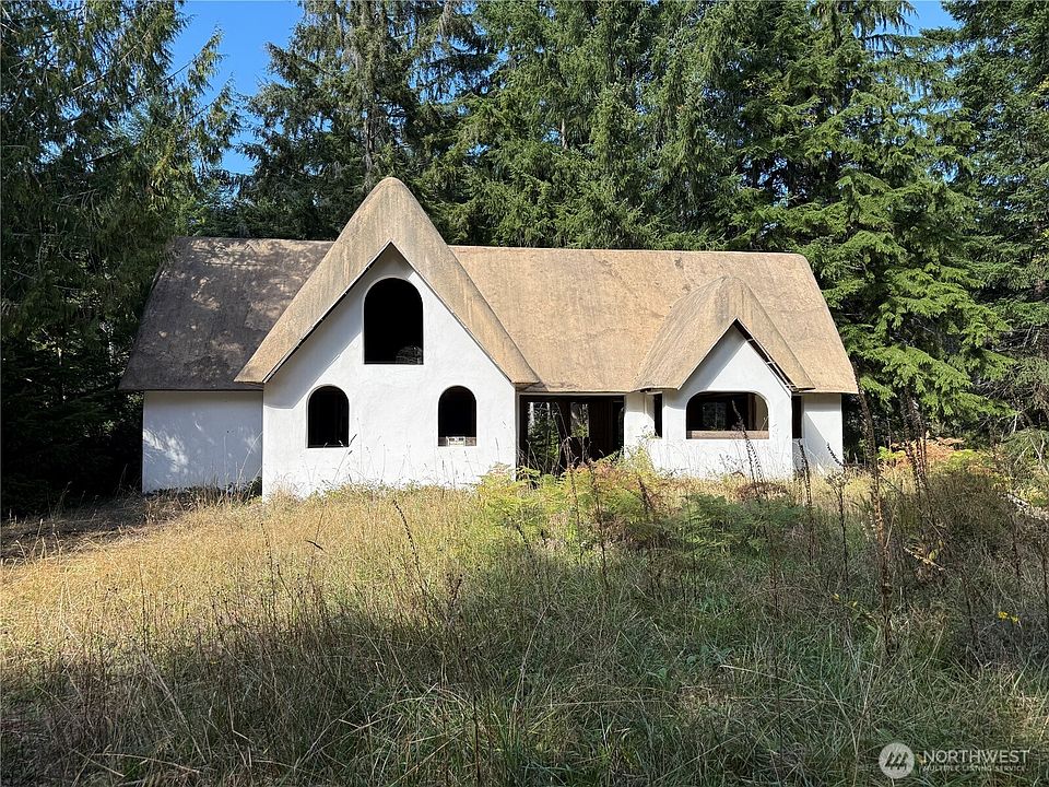 1st image of 2563 E South Island Drive