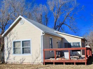108 E Osborne St, Hutchinson, KS 67501