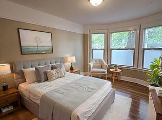 403 Roy St APT 26, Seattle, WA 98109
