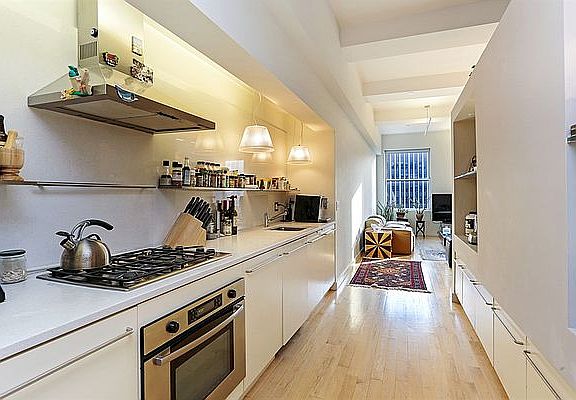 3rd image of 15 Broad St APT 2726