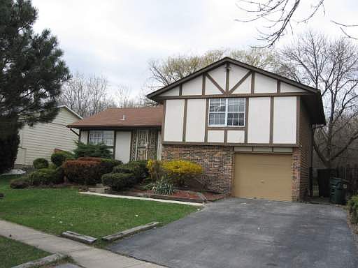 1st image of 18104 SW Fountainbleau Dr