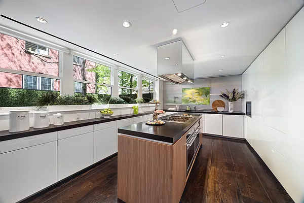 Kitchen, photo 1