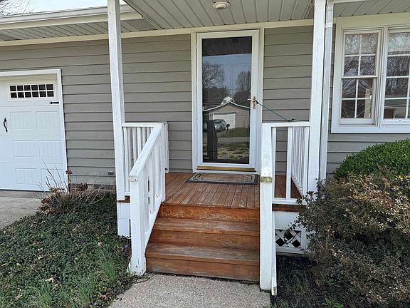 3rd image of 326 Township Road 1167