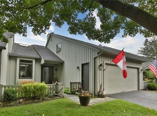 32 Hill Creek Rd, Rochester, NY 14625