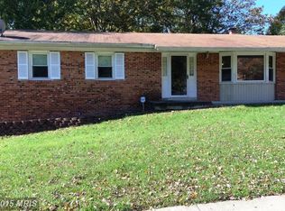 9726 Williamsburg Dr, Upper Marlboro, MD 20772