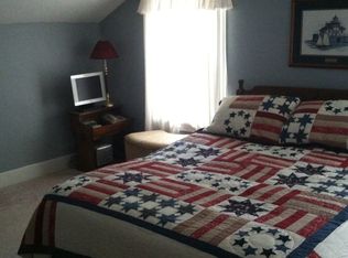 2130 Maiden Ln, Rochester, NY 14626