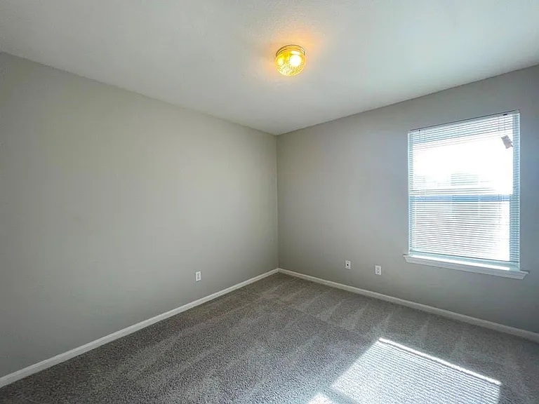 2305 Bakers Way — Photo 25