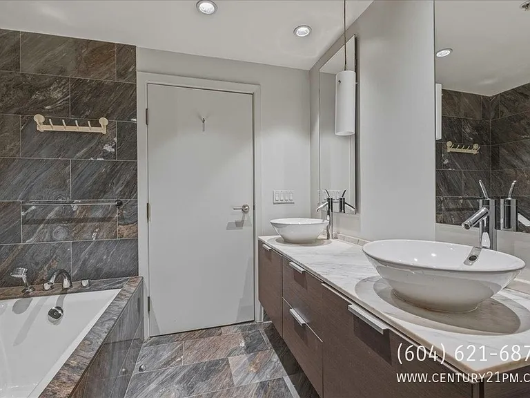 1111 Alberni St #2206 — Photo 18