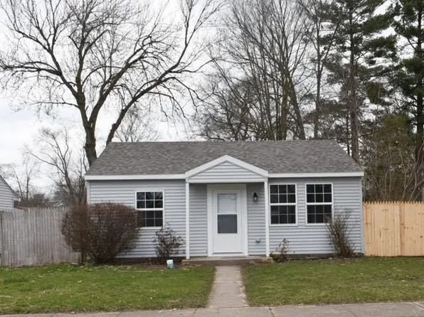 1222 Erwin St, Elkhart, IN 46514