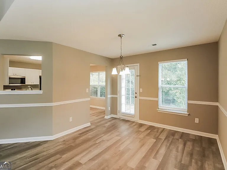 206 Nadia Ct — Photo 6