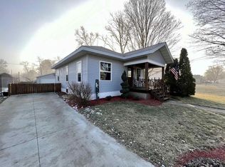 604 E 5th Ave, Brodhead, WI 53520