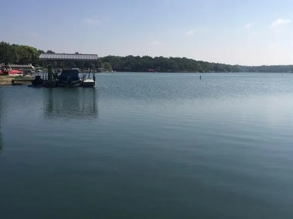 5 Driftwood Ln, Linn Valley, KS 66040