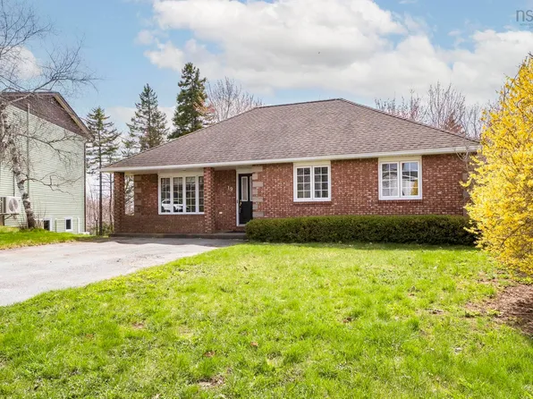 19 Columbo Dr, Halifax, NS B2X 3M1