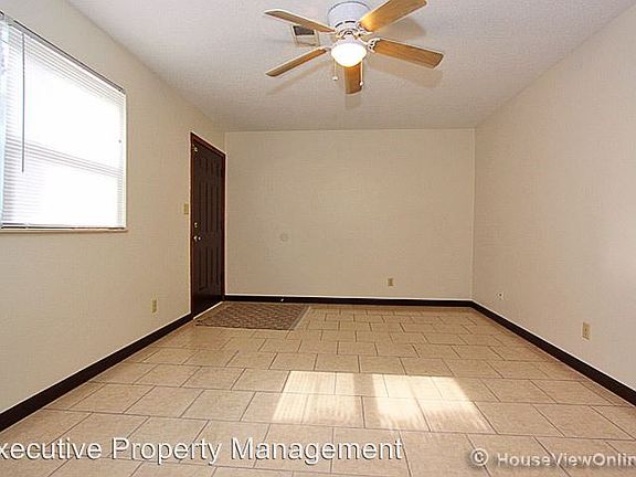 2nd image of 2830 Whitener St APT 3
