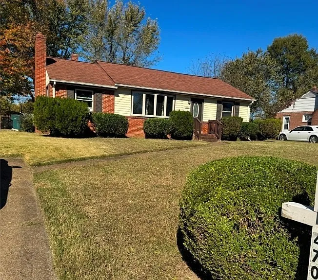 4704 Greenleigh Rd — Photo 1